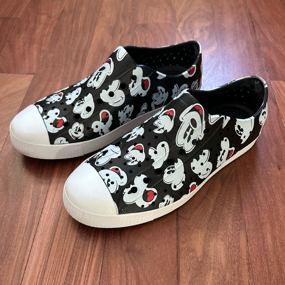NWT Disney X Native Mickey Mouse Shoes Size M-8 & W-10. - Picture 3 of 8